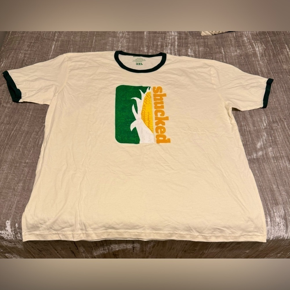 NWOT Broadway “SHUCKED” t-shirt. 3XL NEVER WORN
